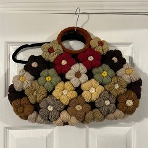 ADORABLE 😍🤩 VINTAGE HANDBAG